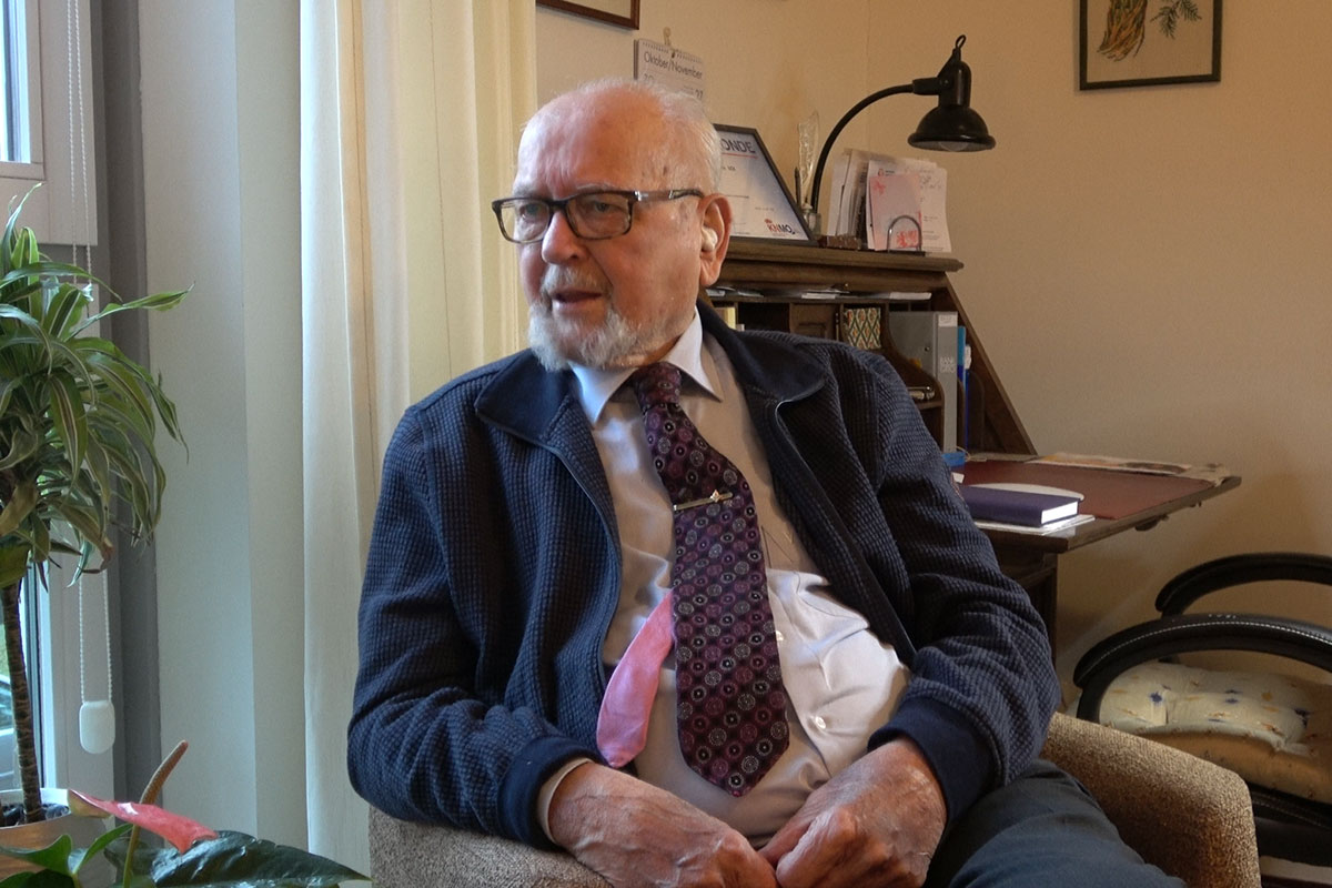 In Memoriam Hemmie Van Eck